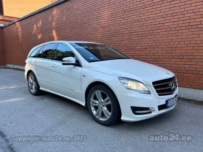 R 300